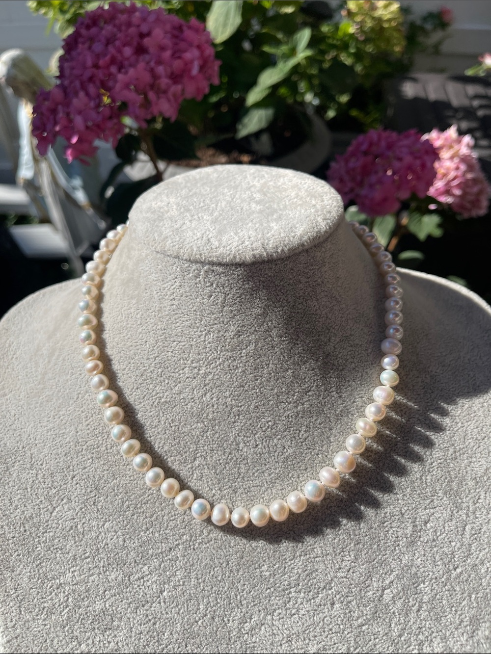 Women’s Classic Freshwater Pearl 18” Necklace - Picture 5 of 12